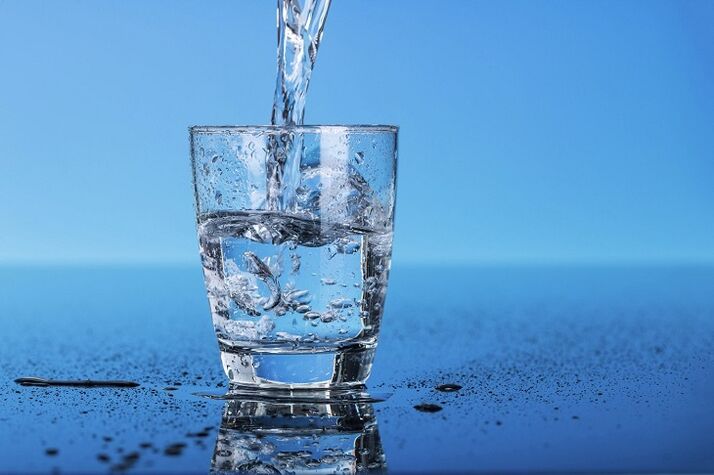 Drink voldoende water om snel af te vallen